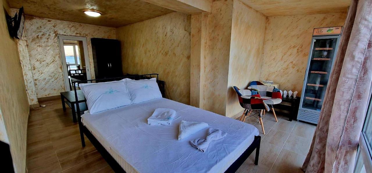 Lazy Lounge Apartments Mangalia Ngoại thất bức ảnh